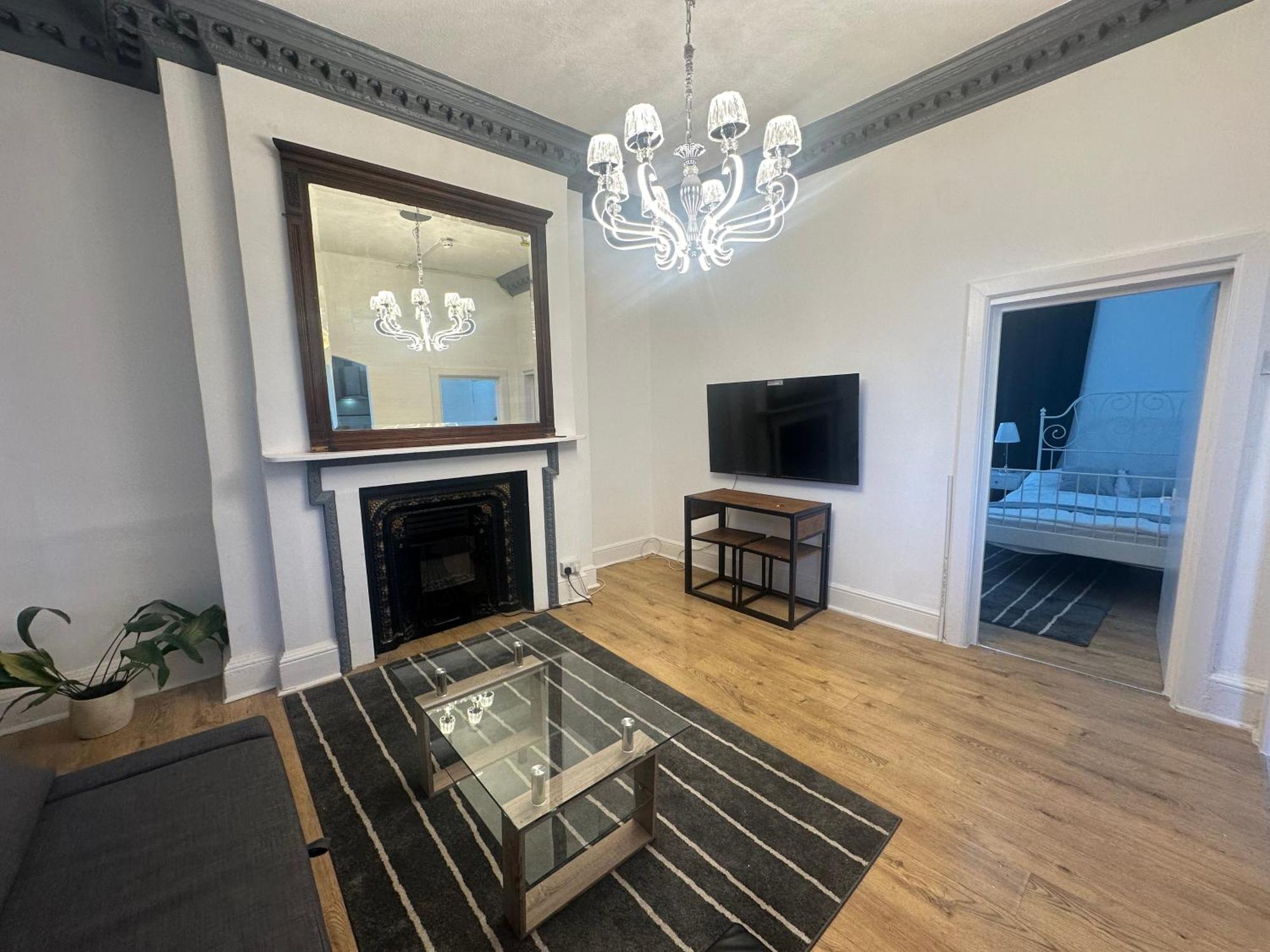 First Floor One Bed Apartment In Central West London Exterior photo